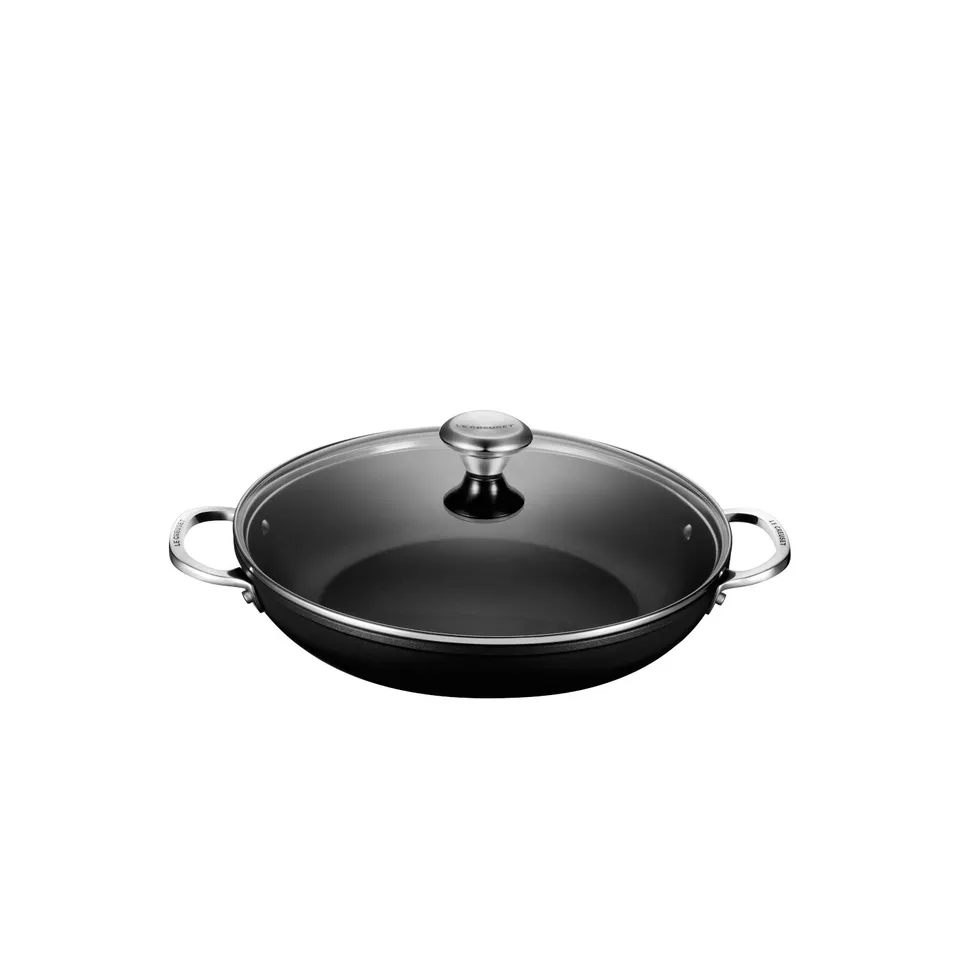 le-creuset-toughened-nonstick-pro-shallow-casserole-braiser-with-glass-lid-4-qt image 1