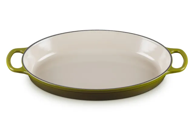 le-creuset-enameled-cast-iron-signature-oval-baker-3-qt-olive image 1