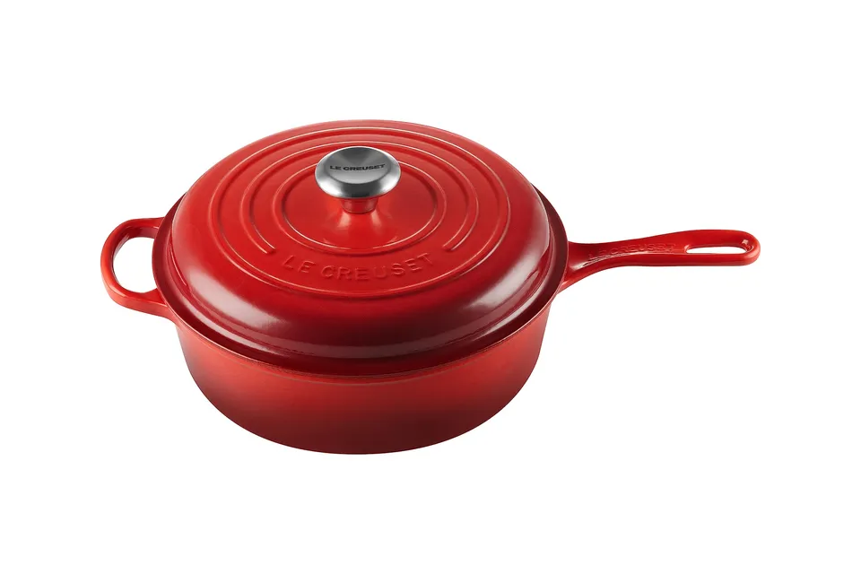 le-creuset-enameled-cast-iron-signature-cassadou-3-75-qt-cerise image 1
