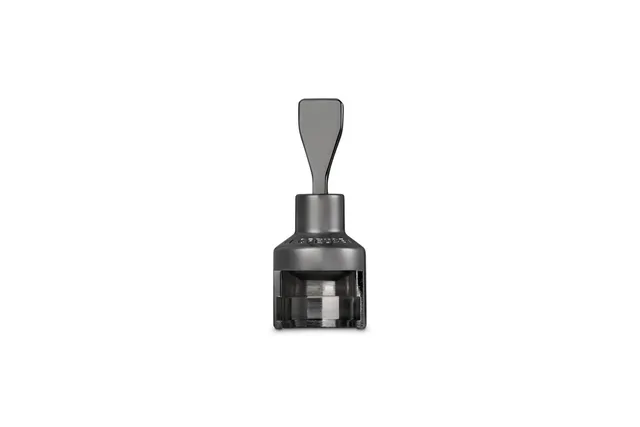 le-creuset-champagne-crown-sealer-black-nickel image 1