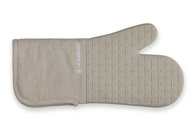 le-creuset-textile-oven-mitt-15-sable image 1
