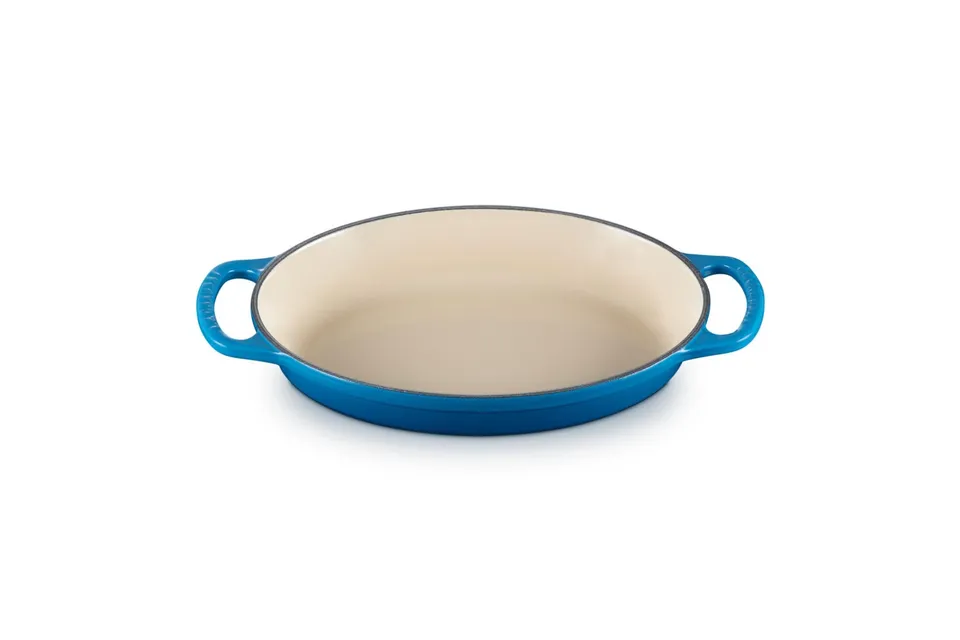 le-creuset-enameled-cast-iron-signature-oval-baker-1-qt-9-5-marseille image 1