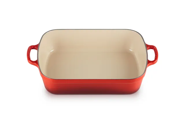 le-creuset-enameled-cast-iron-signature-rectangular-roaster-5-25-qt-cerise image 1