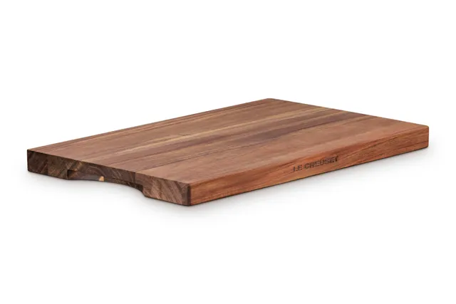 le-creuset-acacia-wood-butcher-block-cutting-board-16-inch-fsc-certified-multi-p image 1