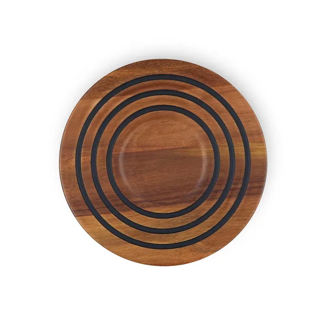 le-creuset-magnetic-wooden-trivet-with-silicone-rings-acacia-wood-8-inch image 1
