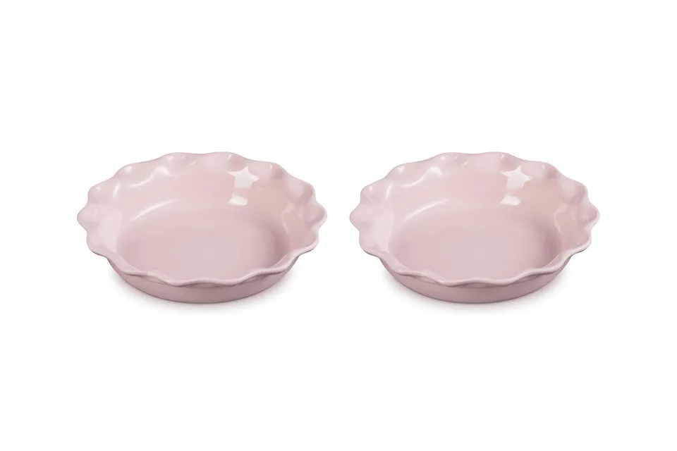 le-creuset-stoneware-heritage-fluted-pie-dish-9-inch-set-of-2-chiffon-pink image 1