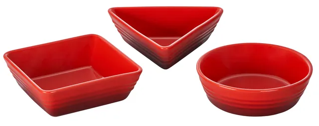 le-creuset-stoneware-set-of-3-tapas-dishes-cerise image 1