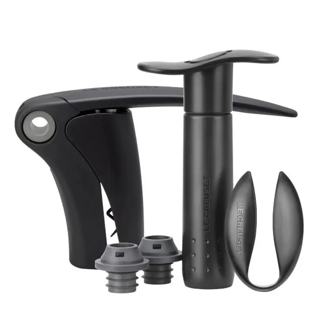 le-creuset-wine-tools-gift-set-5pc-black-grey image 1