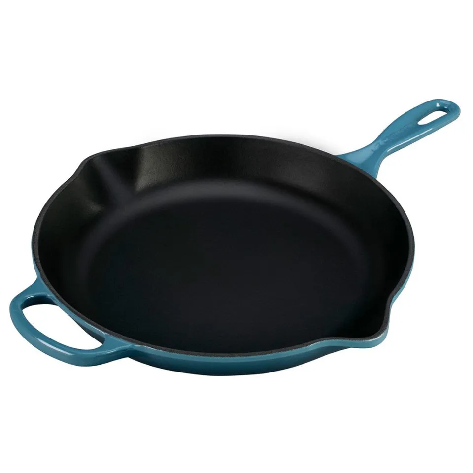 le-creuset-signature-enameled-cast-iron-11-75-iron-handle-skillet-marine image 1