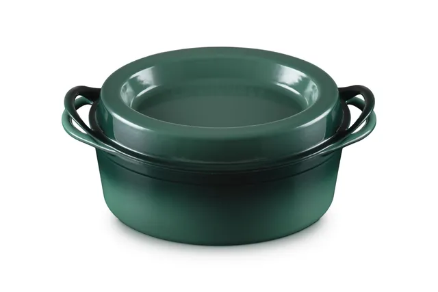 le-creuset-enameled-cast-iron-traditional-oval-doufeu-7-25-qt-artichaut image 1