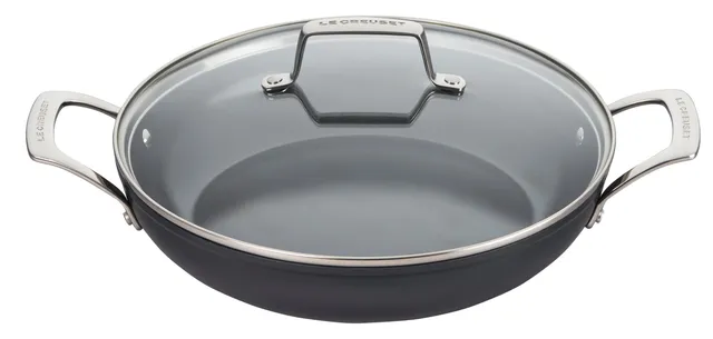 le-creuset-essential-non-stick-ceramic-braiser-with-glass-lid-3-5-qt-induction-c image 1