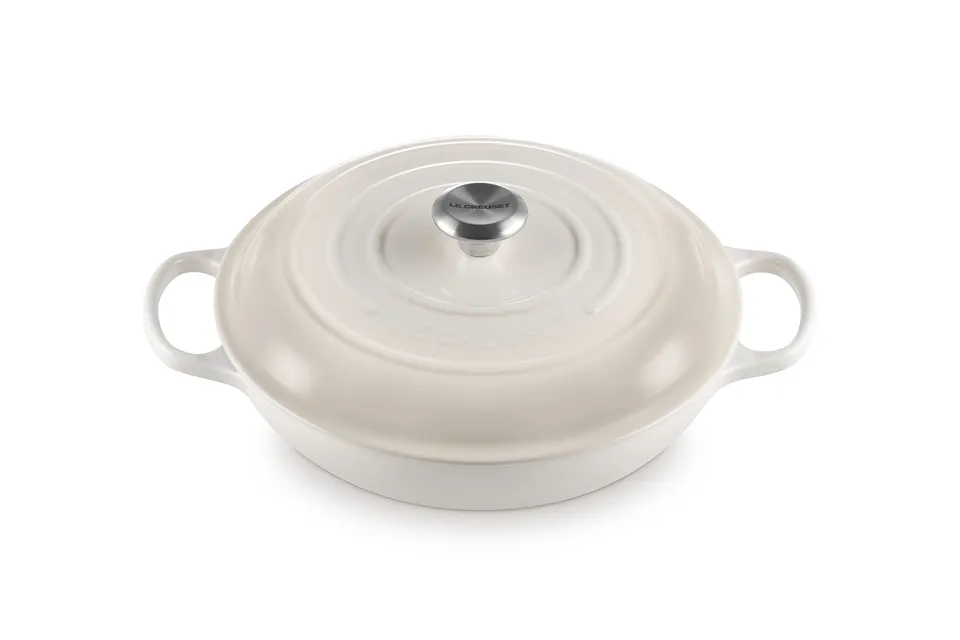 le-creuset-enameled-cast-iron-signature-braiser-3-5-qt-meringue image 1