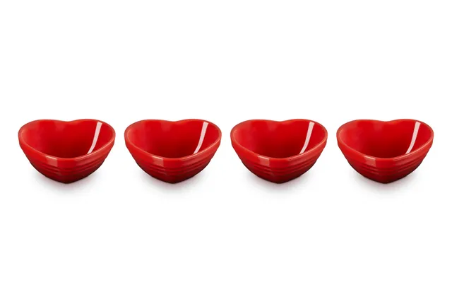 le-creuset-stoneware-set-of-4-mini-heart-pinch-bowls-cerise image 1