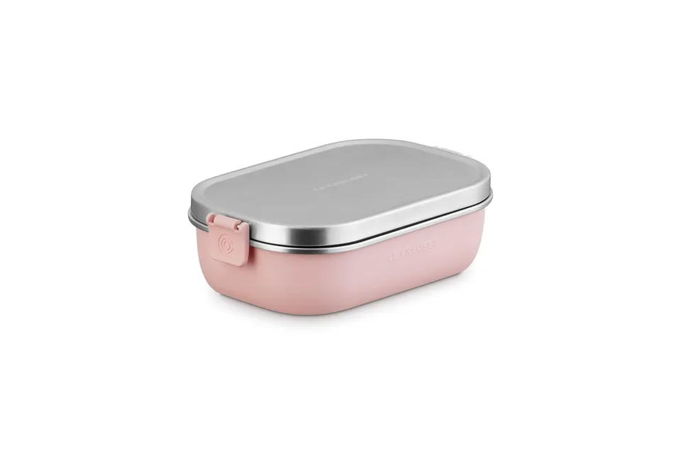 le-creuset-stainless-steel-on-the-go-lunch-box-30-oz-shell-pink-bento-style-leak image 1