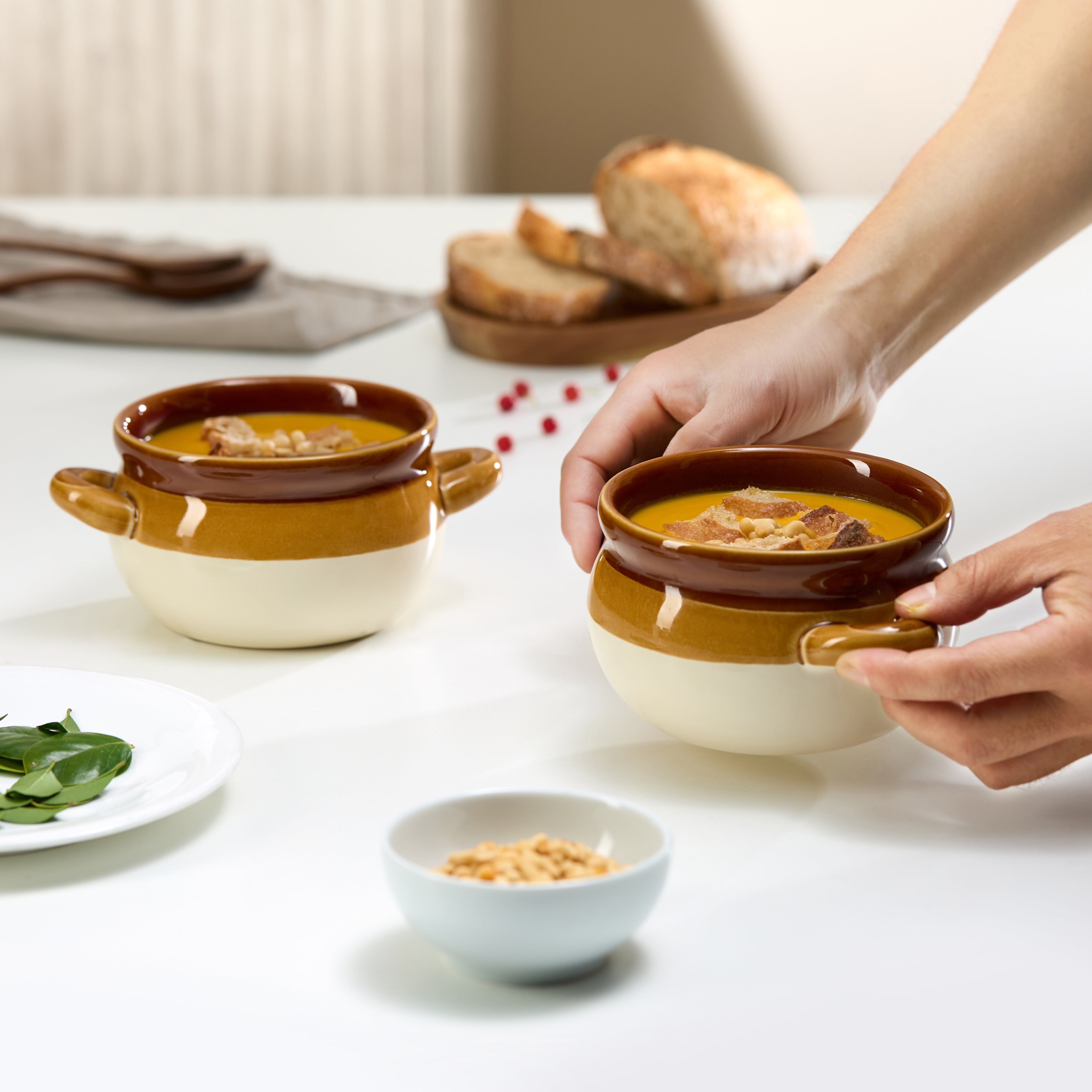 kook-puebla-collection-soup-crocks-with-stay-cool-handles-ceramic-18-oz-set-of-4 image 2