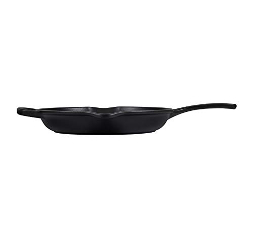 le-creuset-enameled-cast-iron-signature-iron-handle-skillet-9-1-3-8-qt-licorice image 8