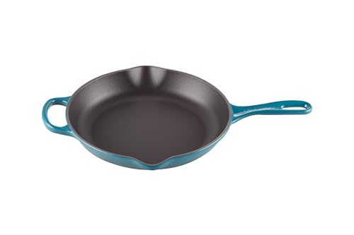 le-creuset-enameled-cast-iron-signature-iron-handle-skillet-10-25-deep-teal image 6