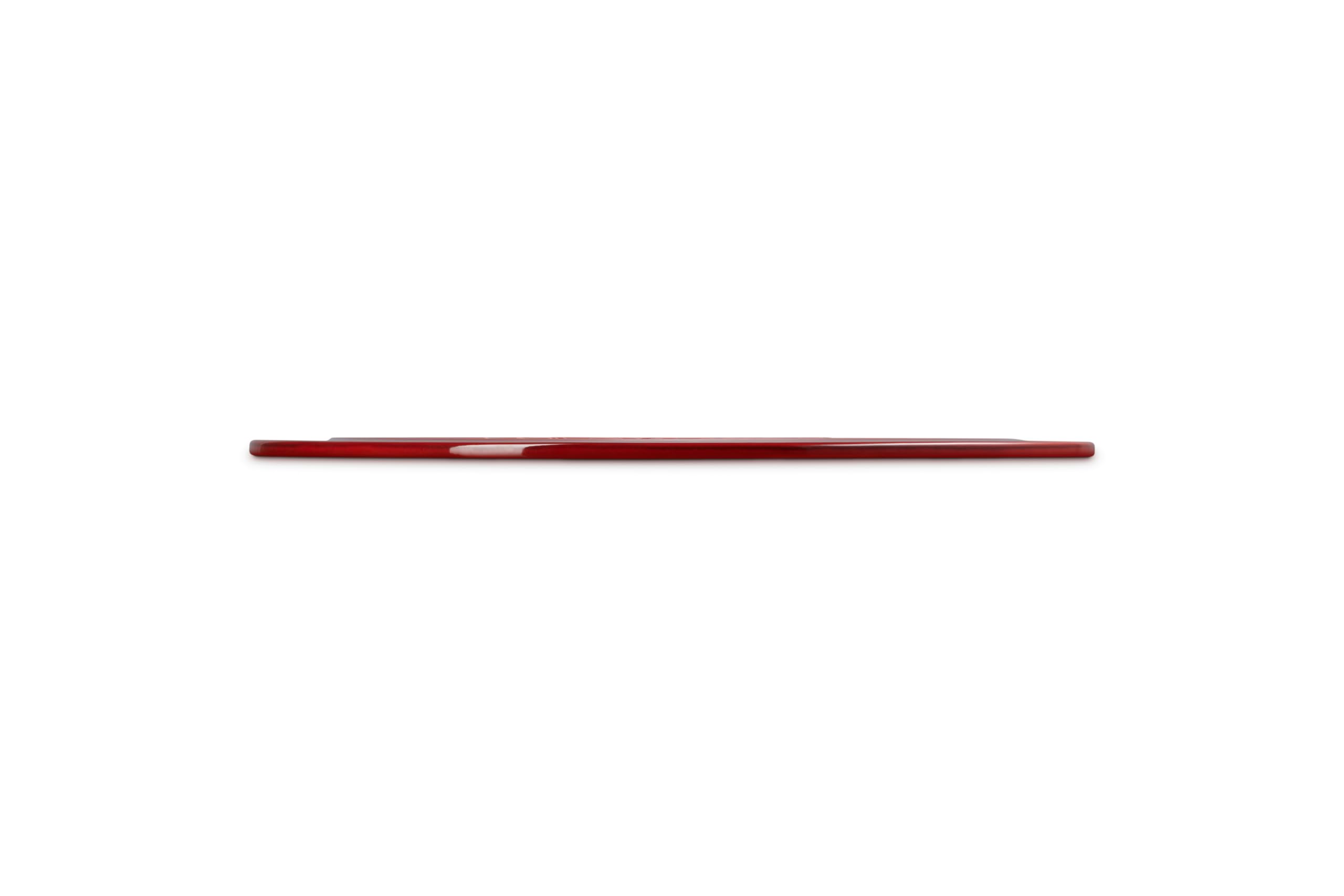 le-creuset-stoneware-round-pizza-stone-15-cerise-dual-sided-for-crispy-crusts image 4