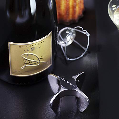 le-creuset-champagne-star-opener-black-nickel image 4