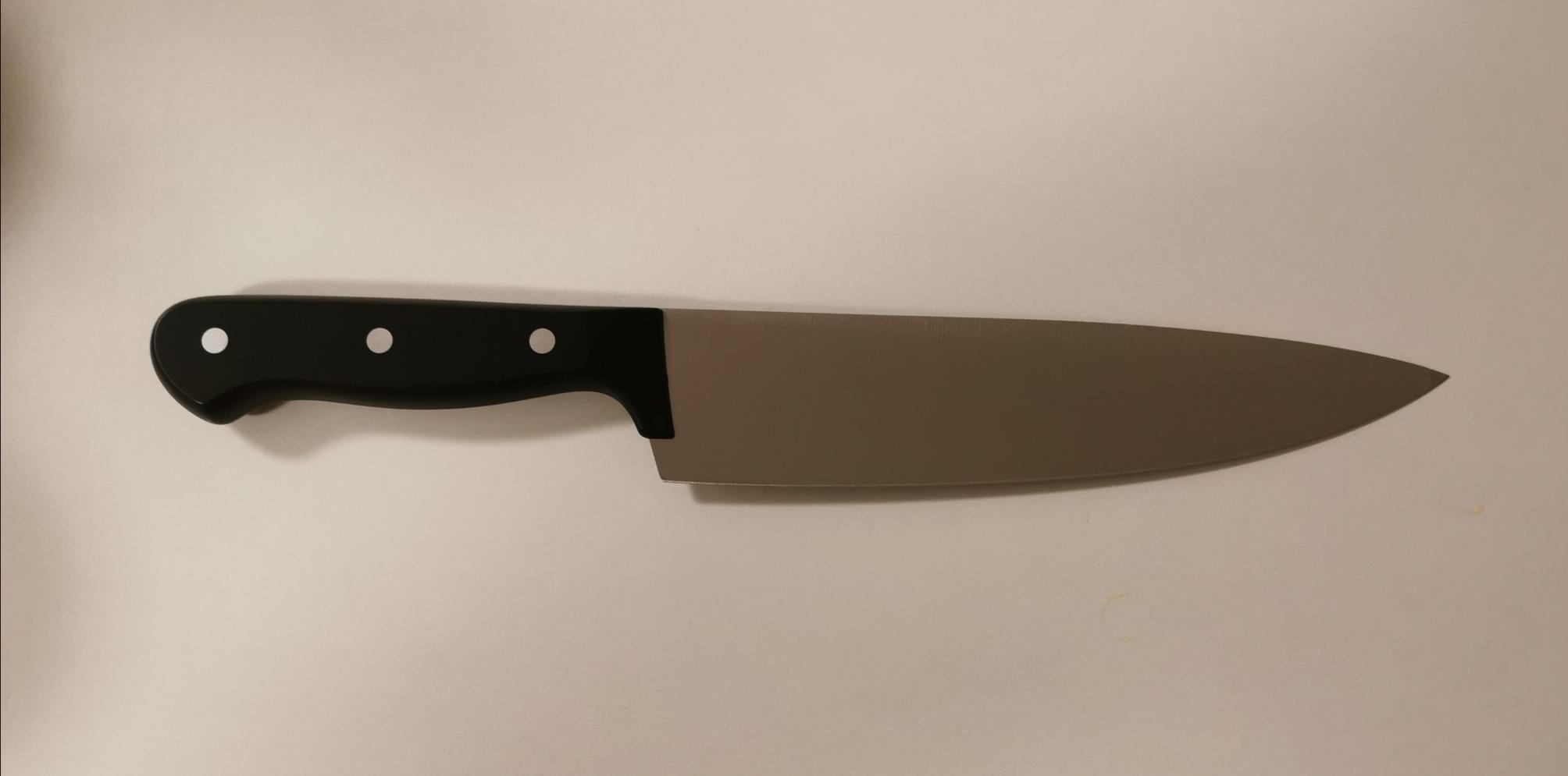 Very sharp, but handle is slippery when wet