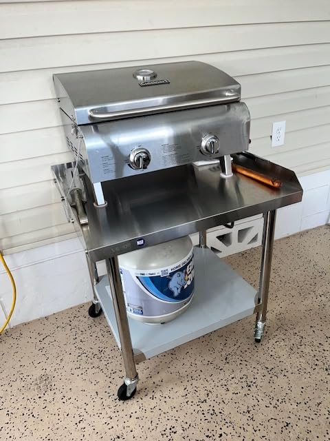 Nice grill, but the hose is short