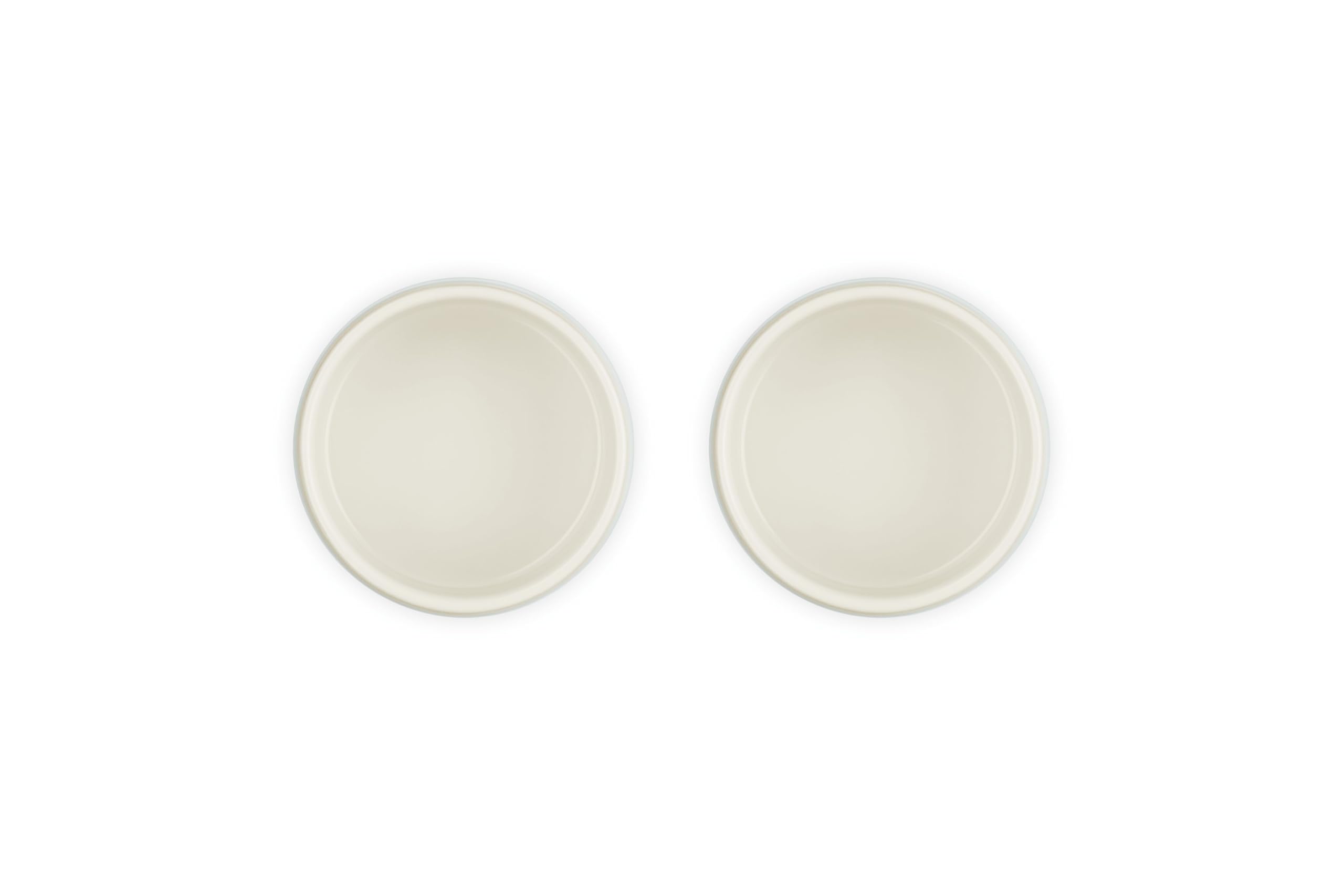 le-creuset-stoneware-round-straight-wall-ramekin-set-of-2-7-oz-each-sea-salt image 3