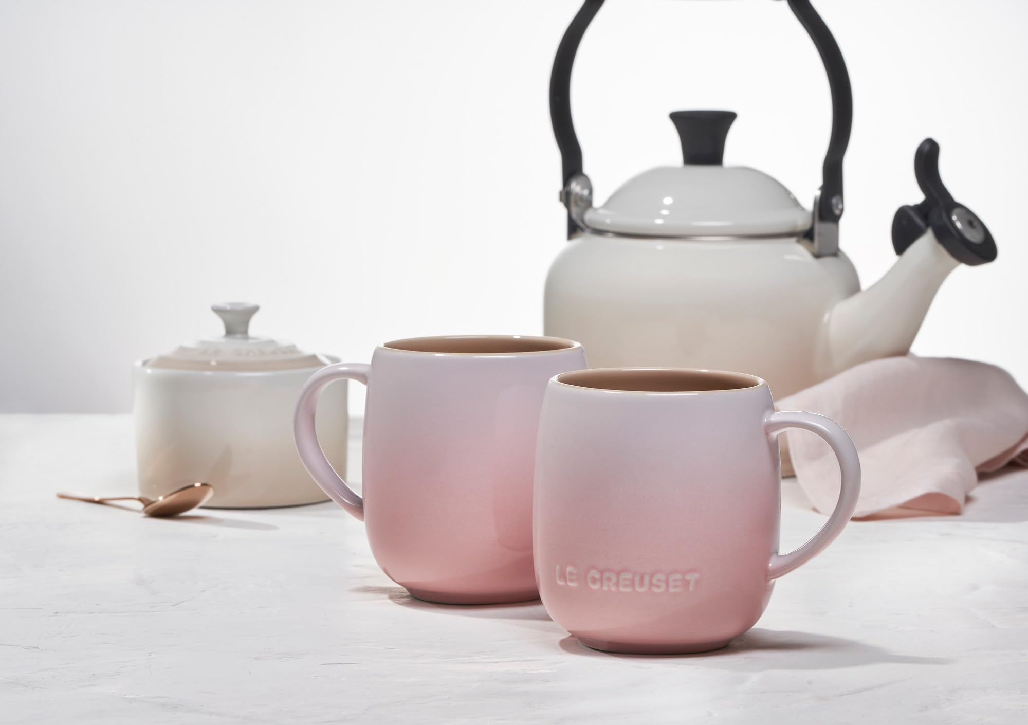 le-creuset-stoneware-heritage-mug-set-of-4-13-oz-cerise image 6