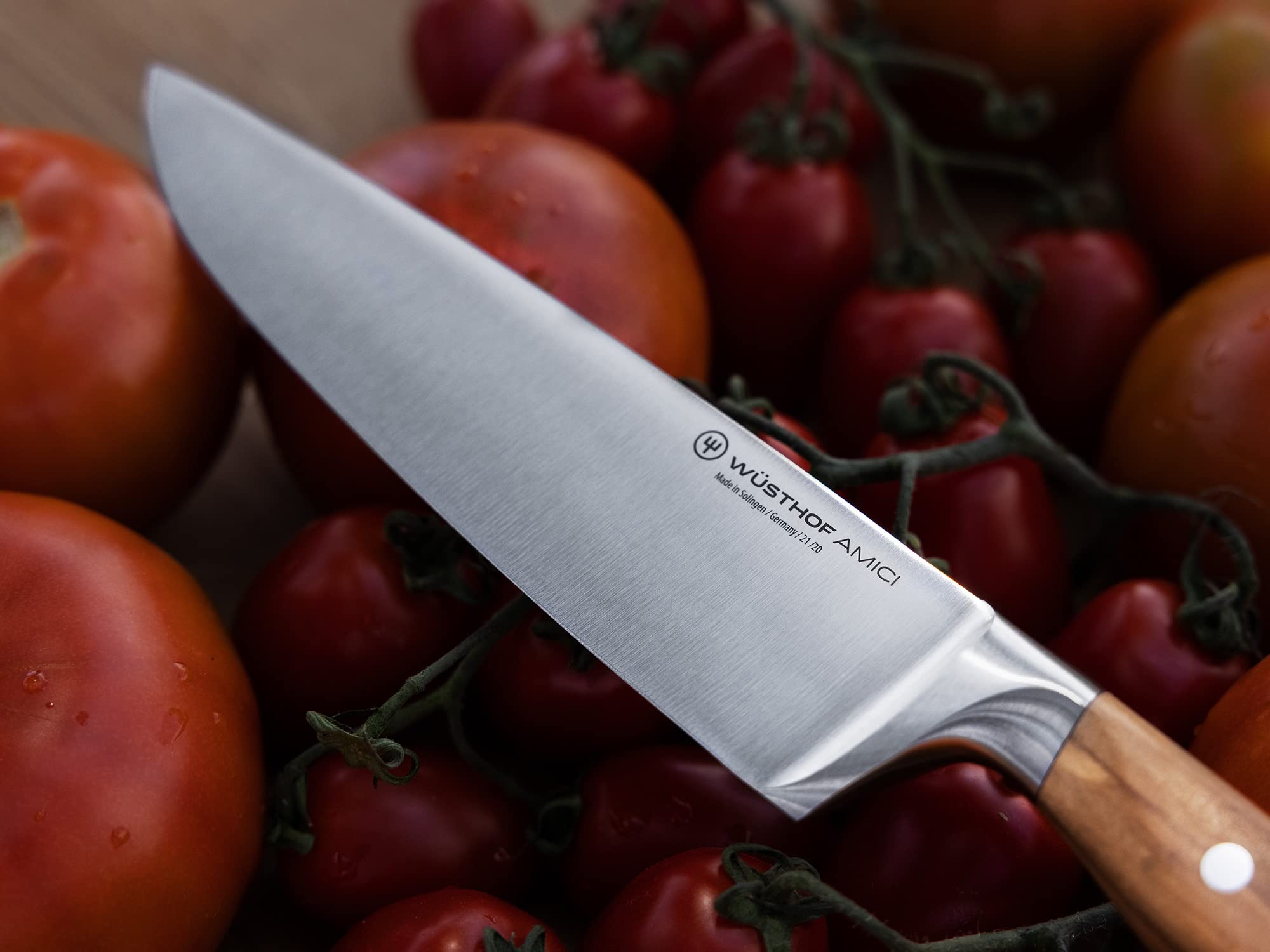w-sthof-amici-8-chef-s-knife-with-olive-wood-handle-tan image 5