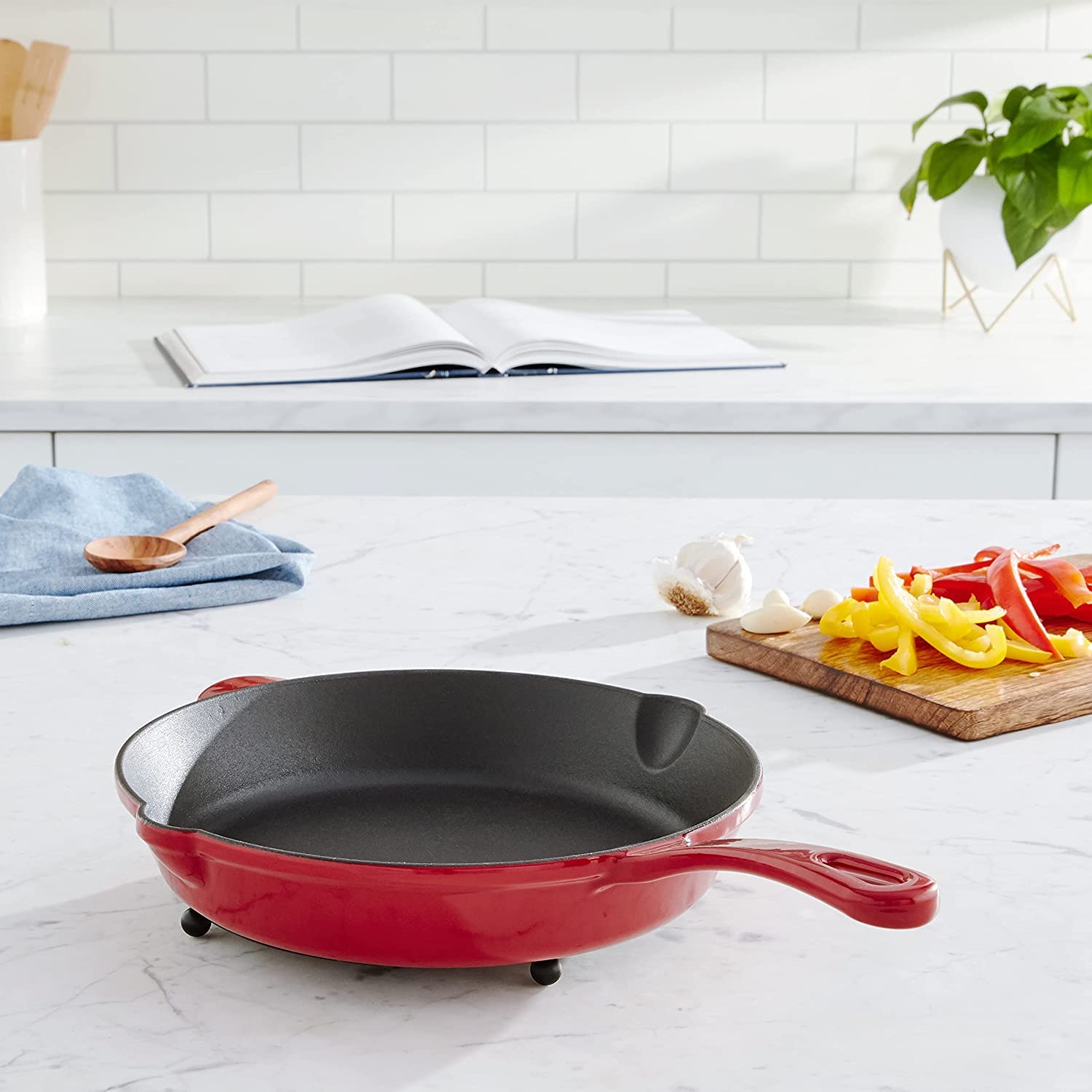 cuisinart-chef-s-classic-enameled-cast-iron-10-inch-round-fry-pan-cardinal-red image 6