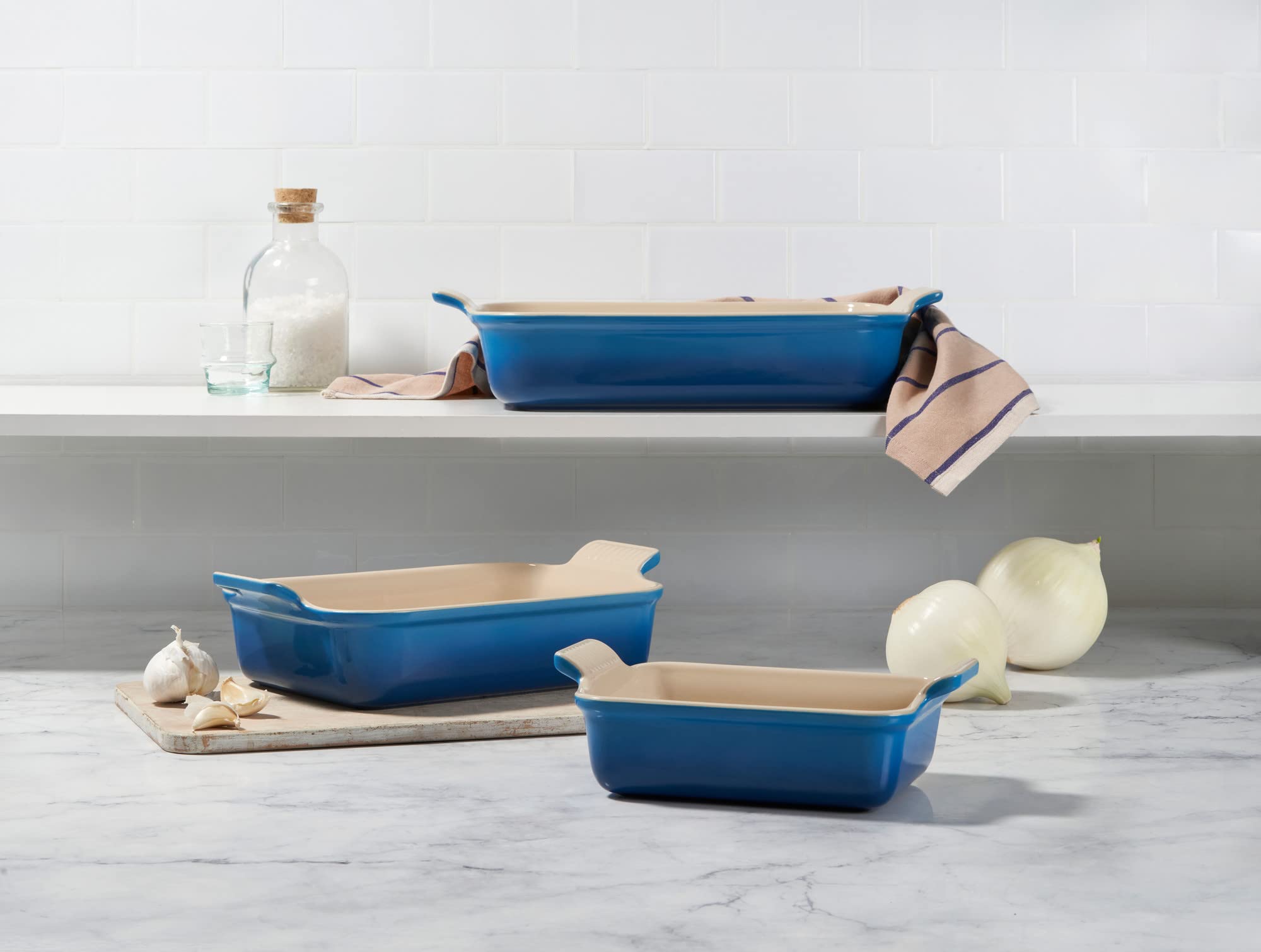 le-creuset-stoneware-heritage-3-piece-rectangular-baking-dish-set-chiffon-pink image 5