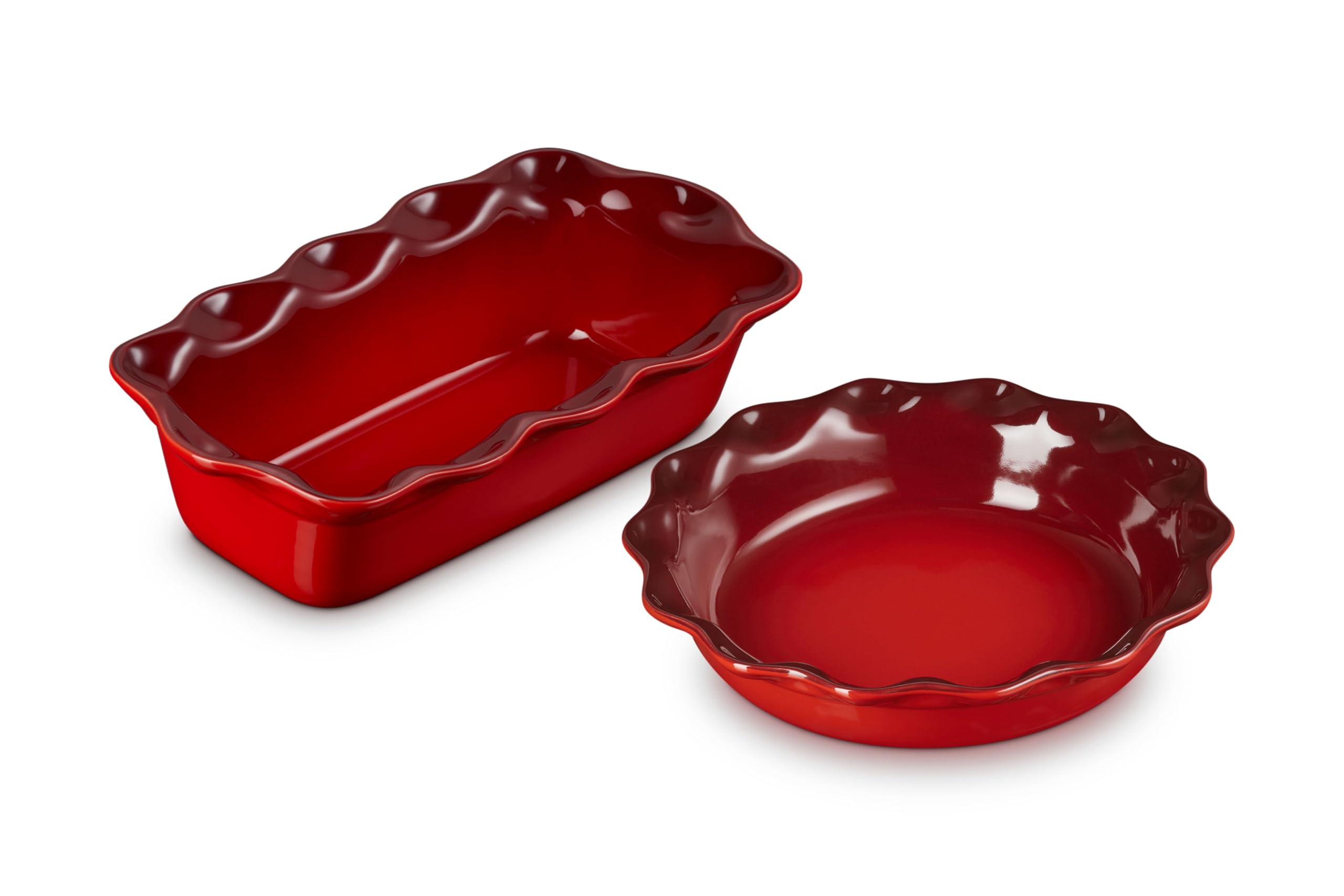 le-creuset-stoneware-set-of-2-9-heritage-fluted-pie-dish-and-9-fluted-loaf-dish- image 1