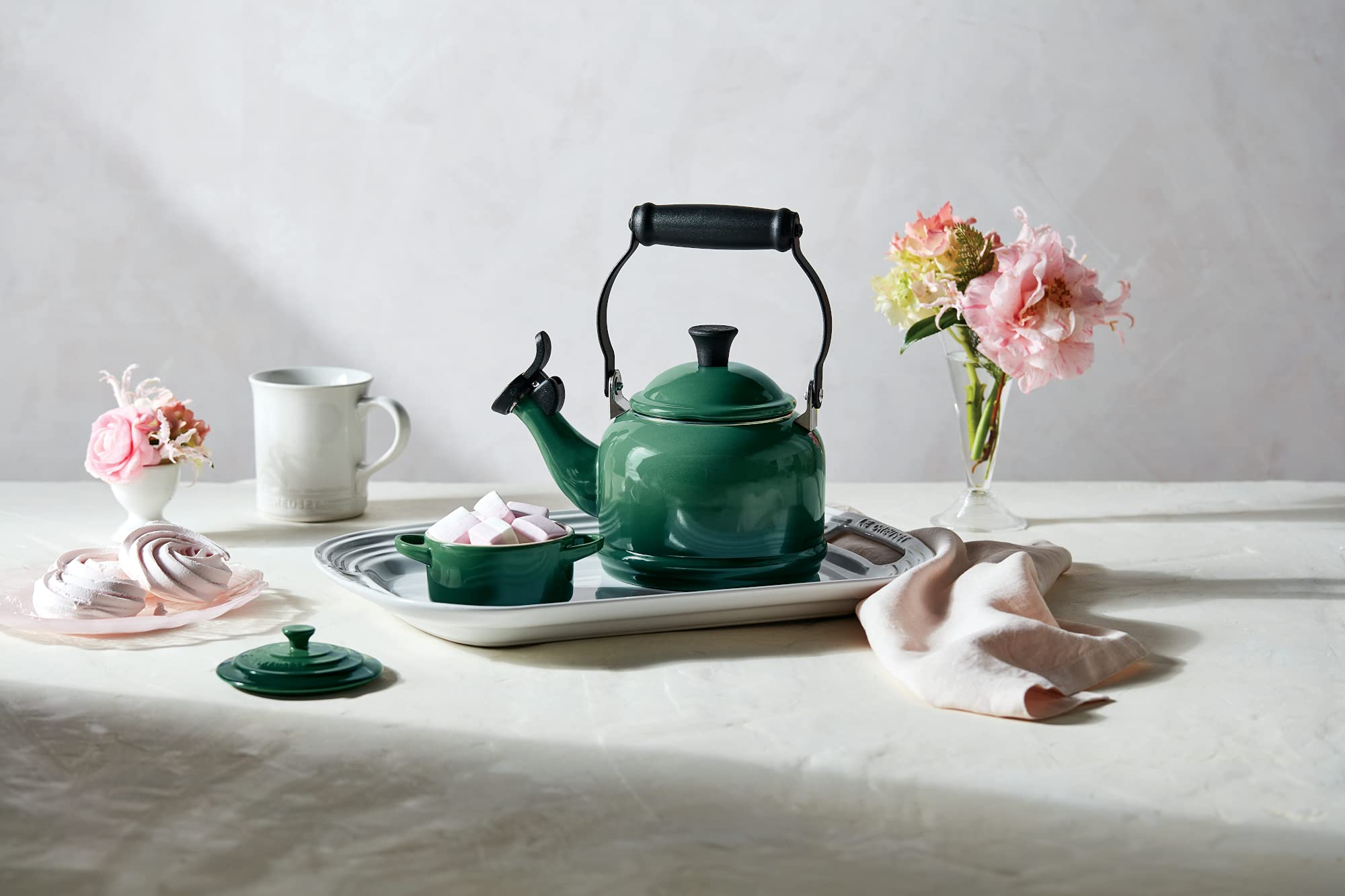 le-creuset-enamel-on-steel-demi-tea-kettle-1-25-qt-artichaut-fast-heating-whistl image 3
