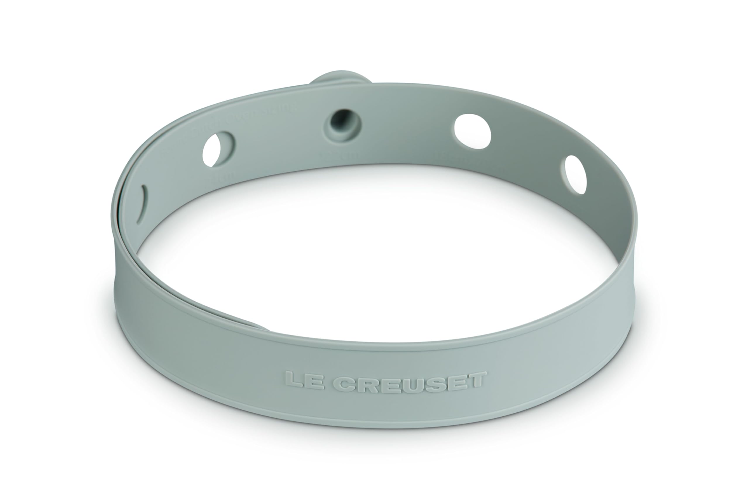 le-creuset-silicone-cookware-travel-latch-cerise image 5