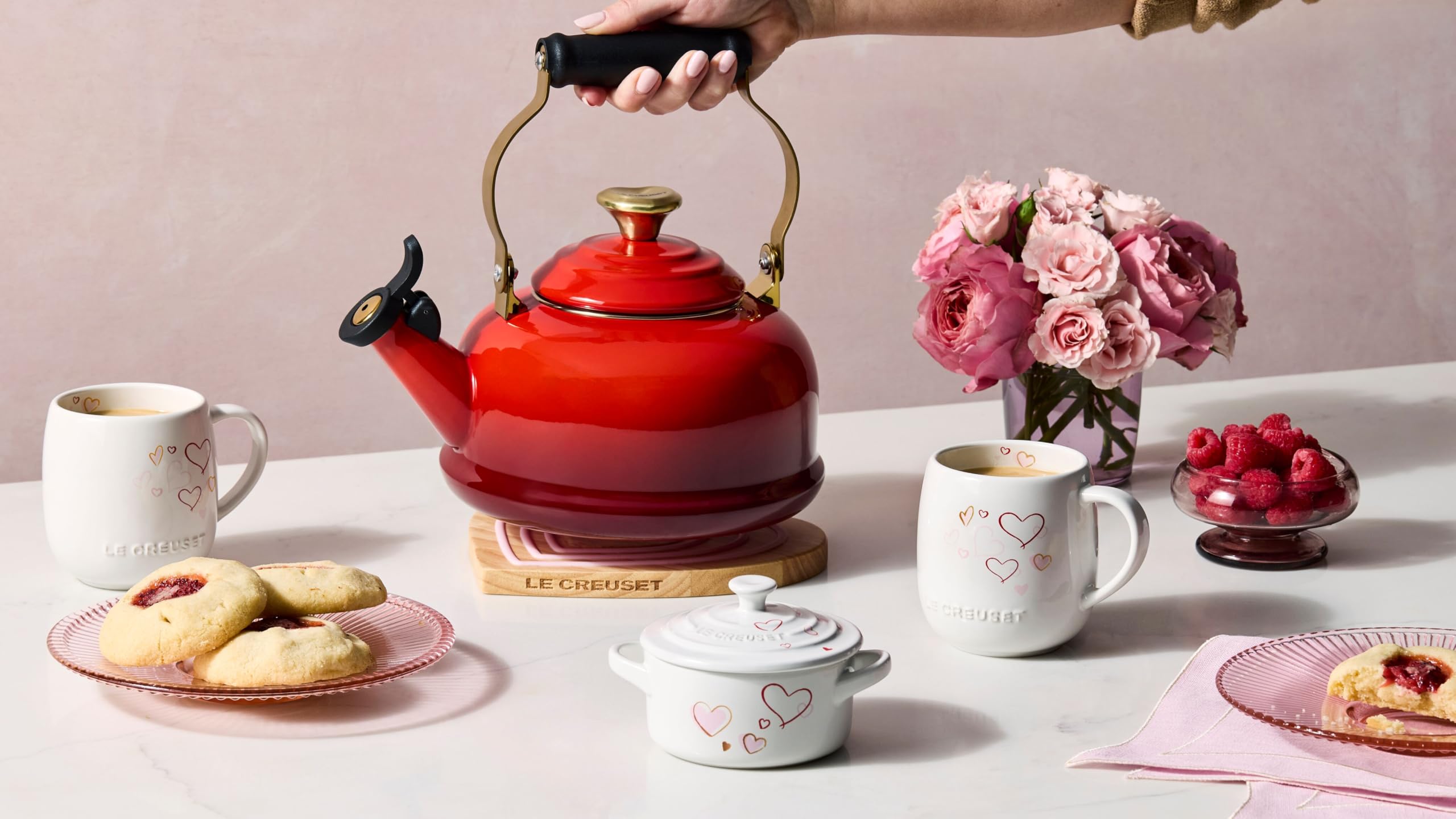 le-creuset-mon-coeur-collection-stoneware-classic-round-mini-cocotte-8-oz-white- image 6