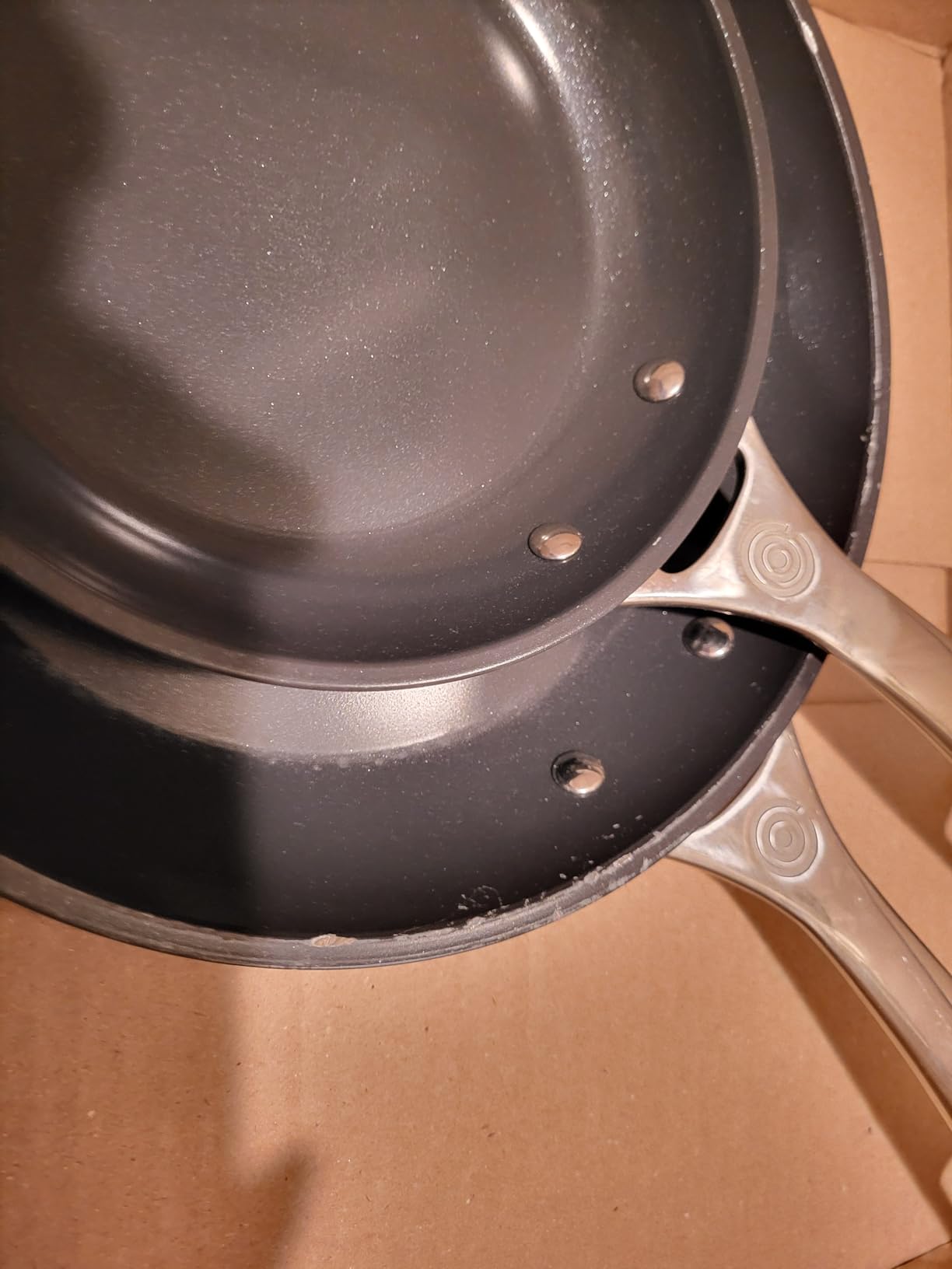 Good pans, but scratch easily