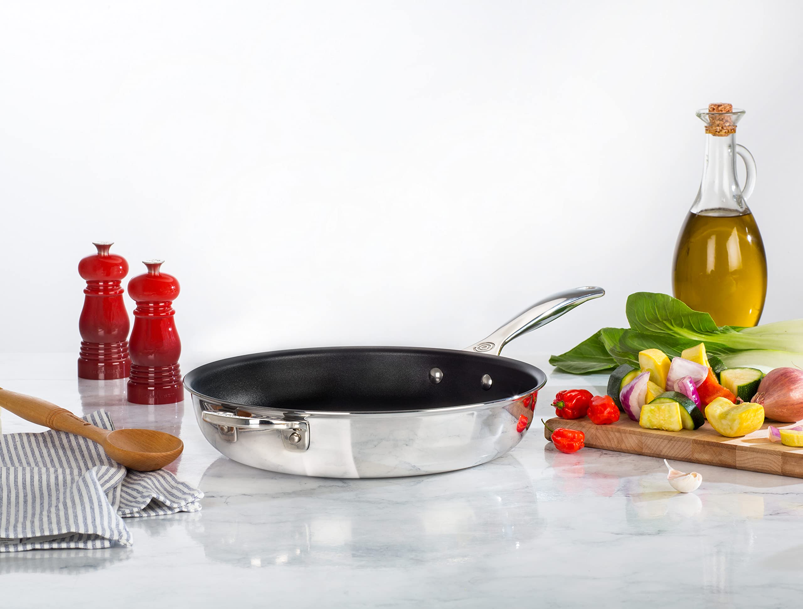 le-creuset-tri-ply-stainless-steel-nonstick-deep-fry-pan-with-helper-handle-11-i image 5