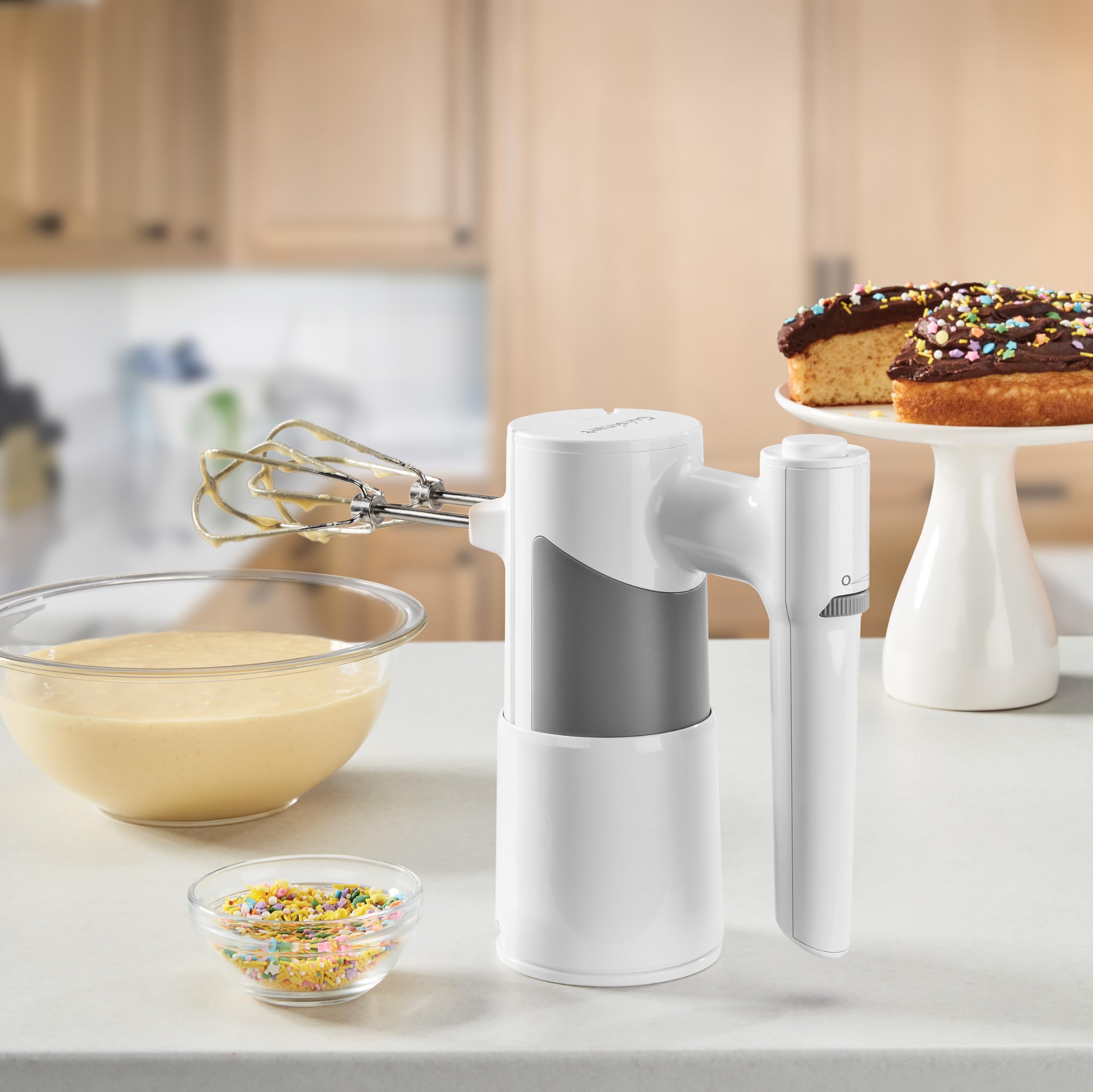 cuisinart-5-speed-hand-mixer-hm-150-white image 2