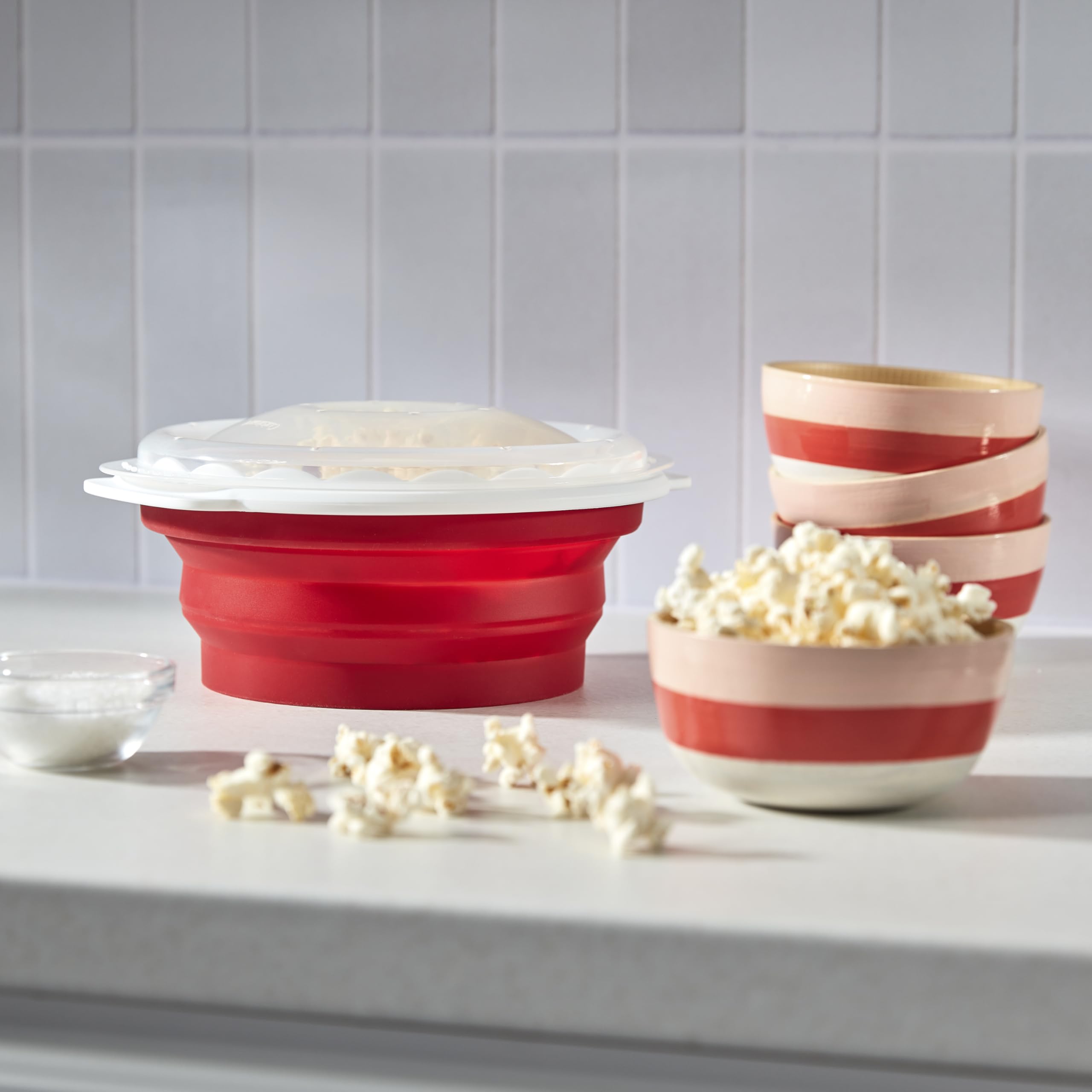 cuisinart-microwave-popcorn-maker-collapsible-silicone-bowl-oil-free-easy-clean image 3