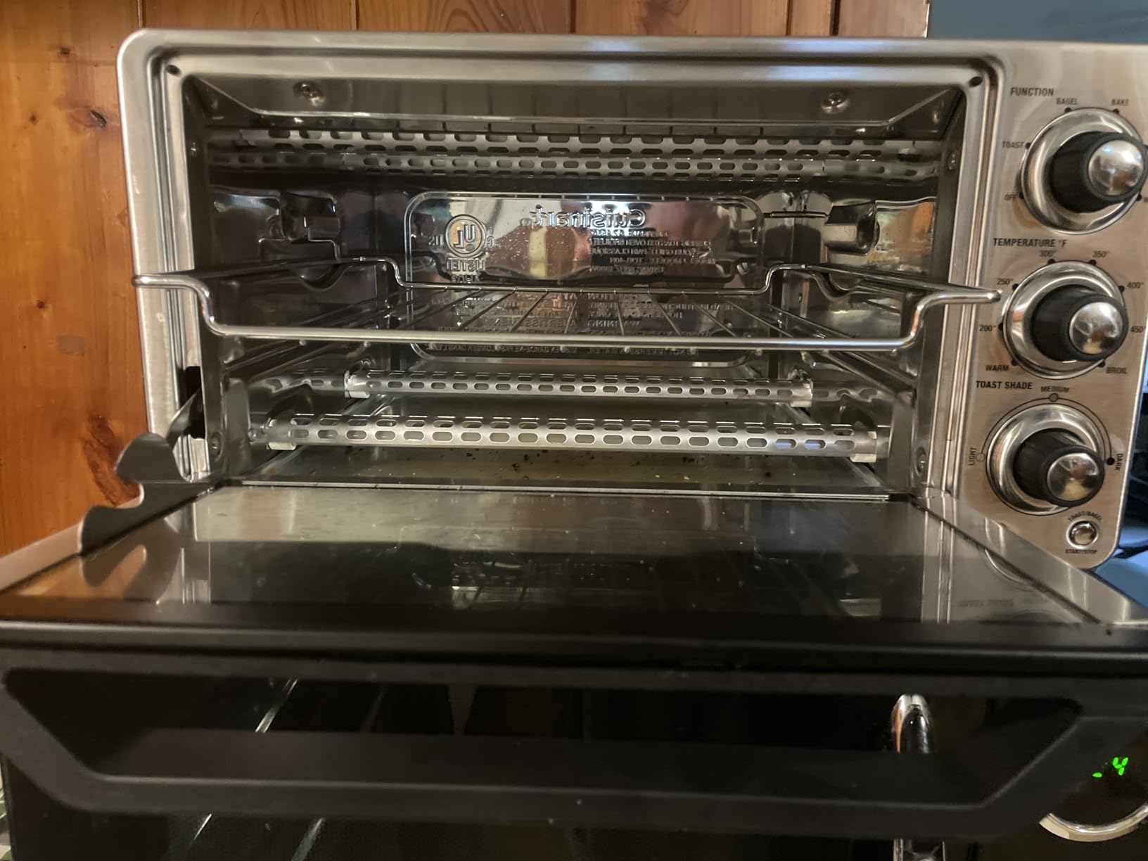 Reliable toaster oven