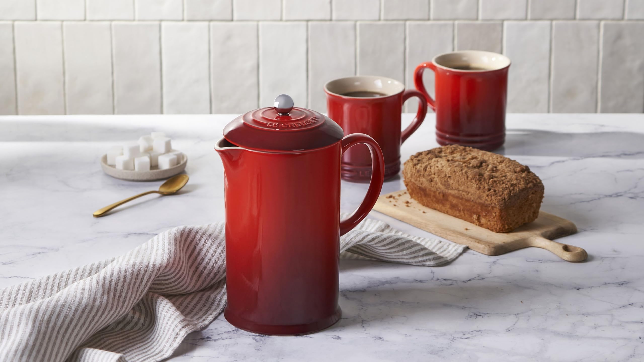 le-creuset-stoneware-french-press-34-oz-white-premium-heat-retention-coffee-make image 5