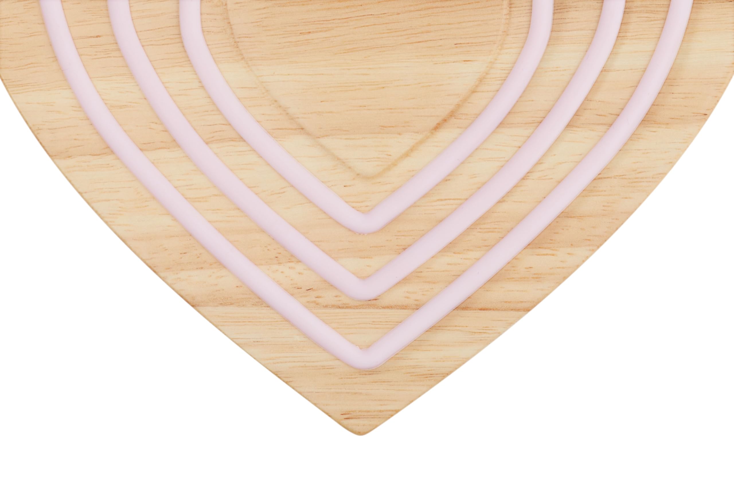 le-creuset-magnetic-wood-trivet-heart-shaped-8-pink-silicone image 3