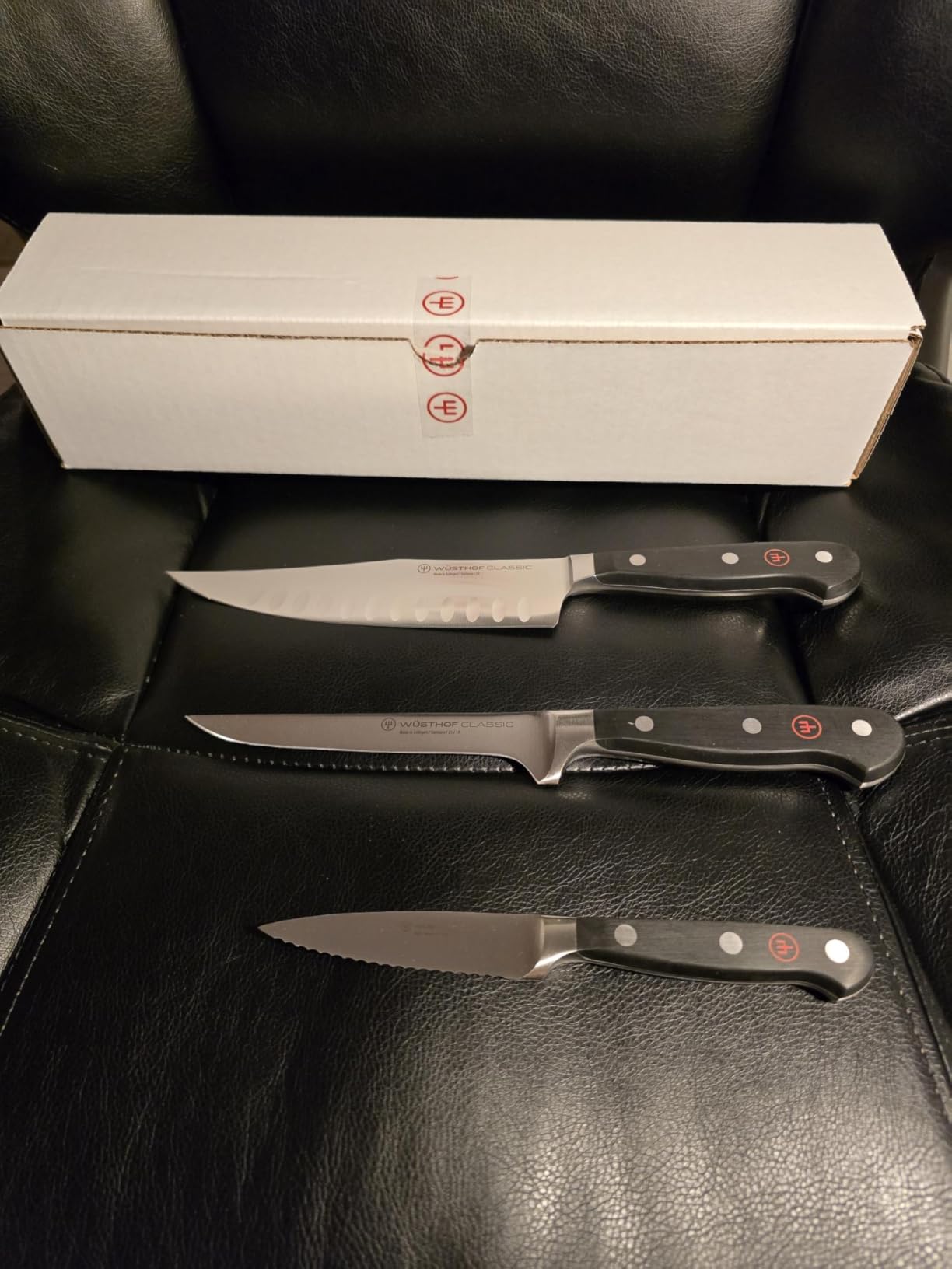 Nice set, but missing a knife