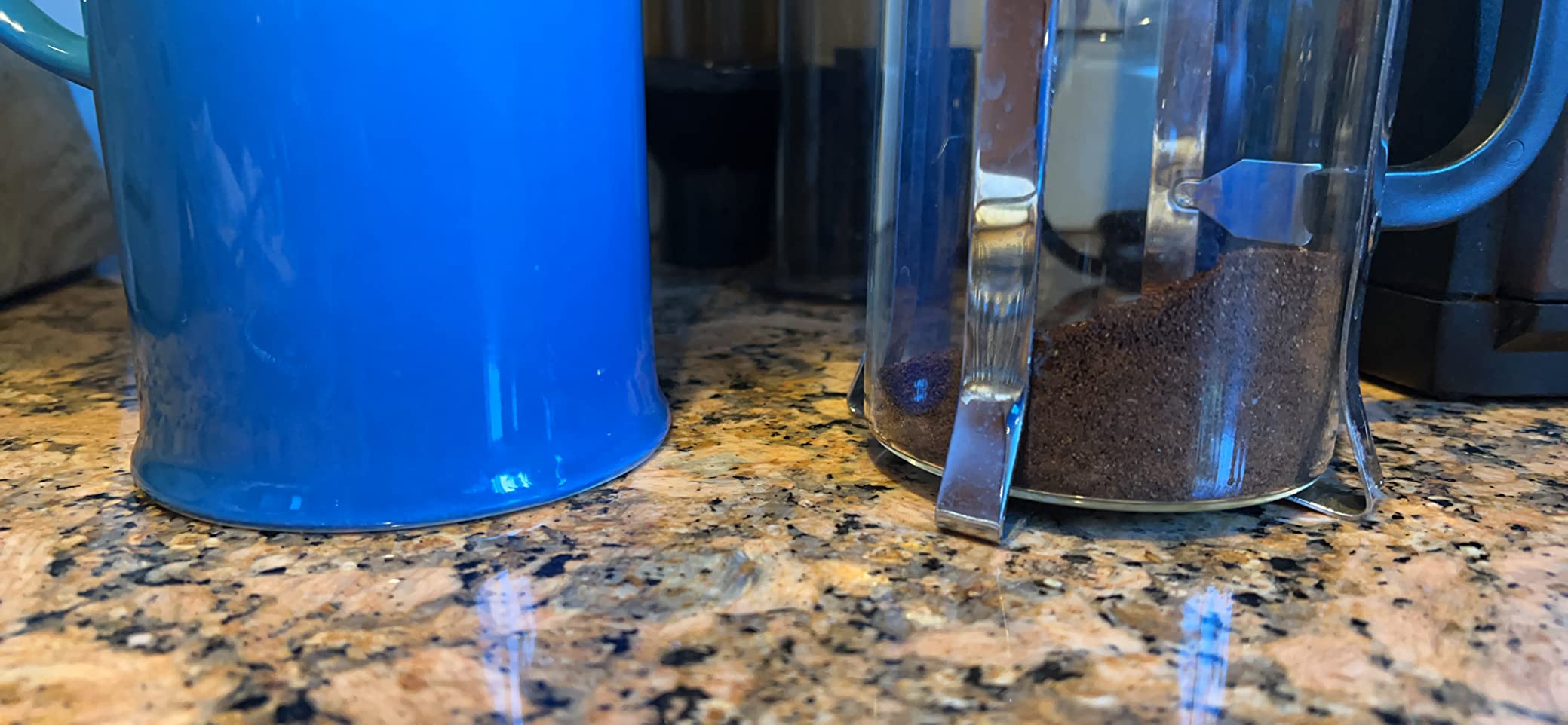 Great press, but handle gets hot