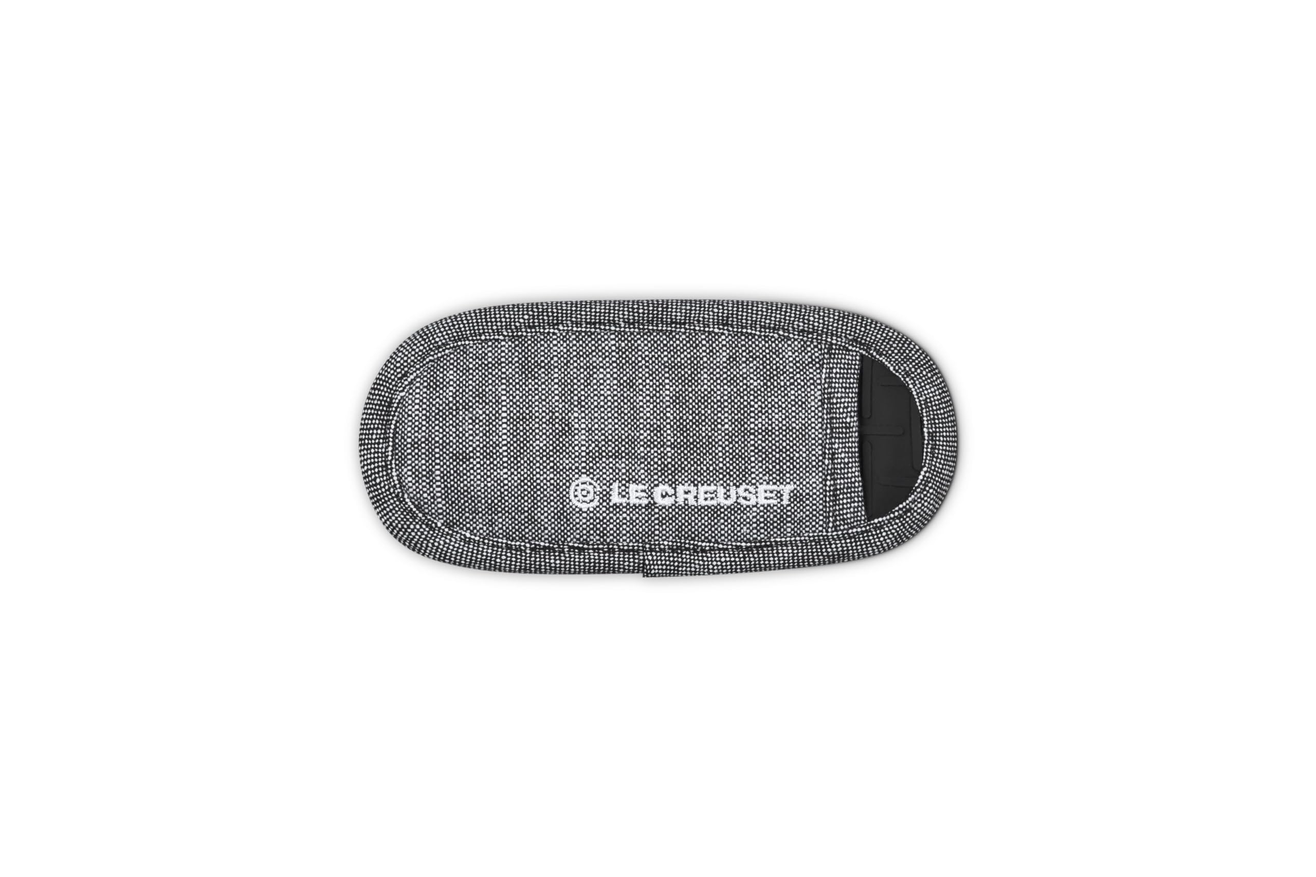 le-creuset-handle-holder-7-inch-noir-silicone-heat-resistant-cover-fits-handled- image 3