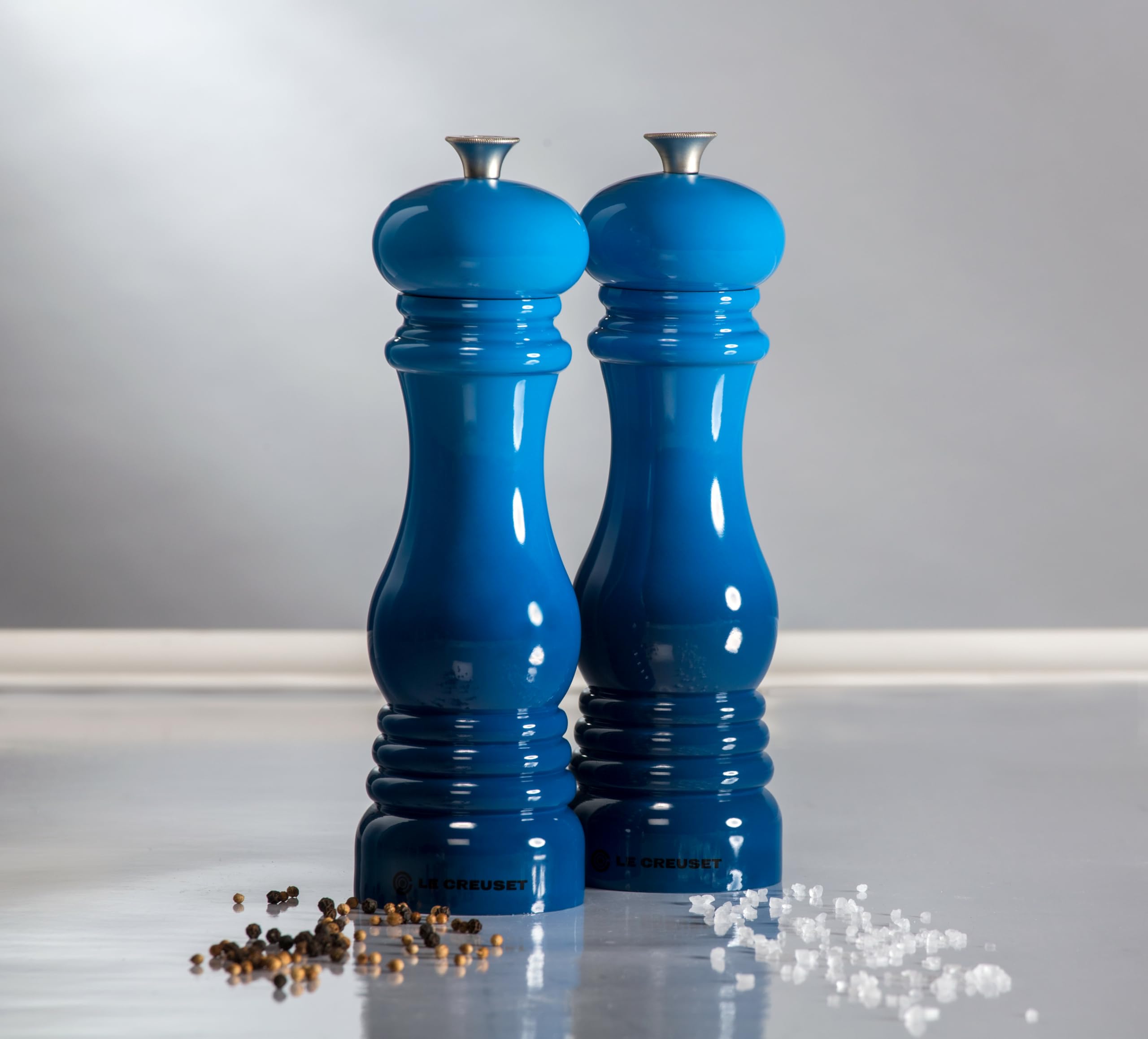 le-creuset-salt-and-pepper-mill-set-8-inch-white-ceramic-grinders-for-perfect-se image 7