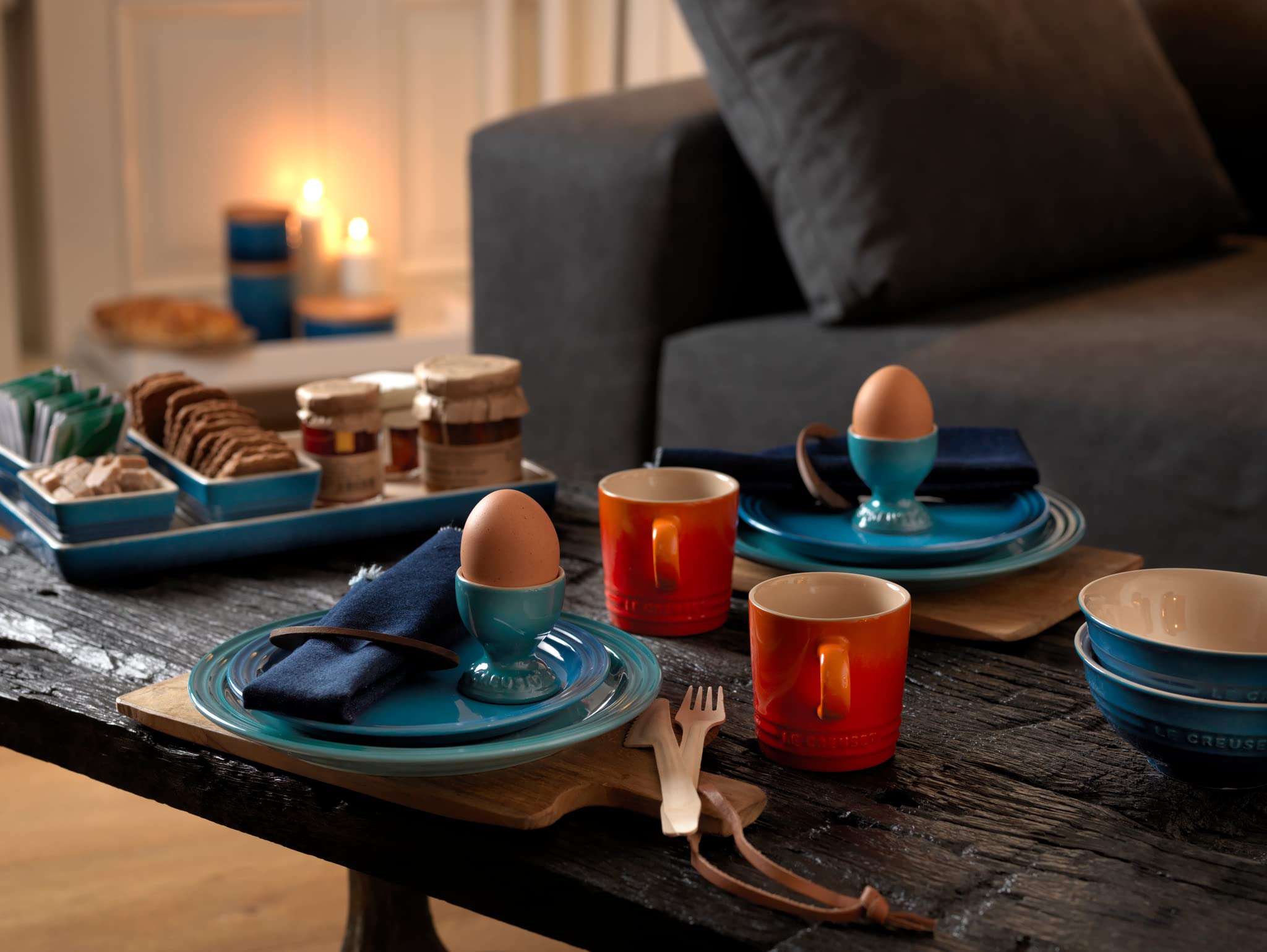 le-creuset-stoneware-egg-cup-2-cerise image 6