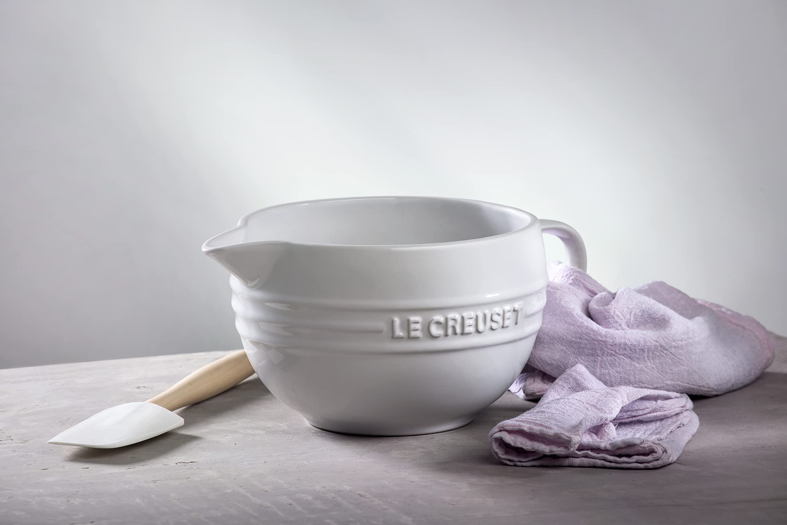 le-creuset-silicone-craft-series-medium-spatula-11-1-8-x-2-1-4-white image 2