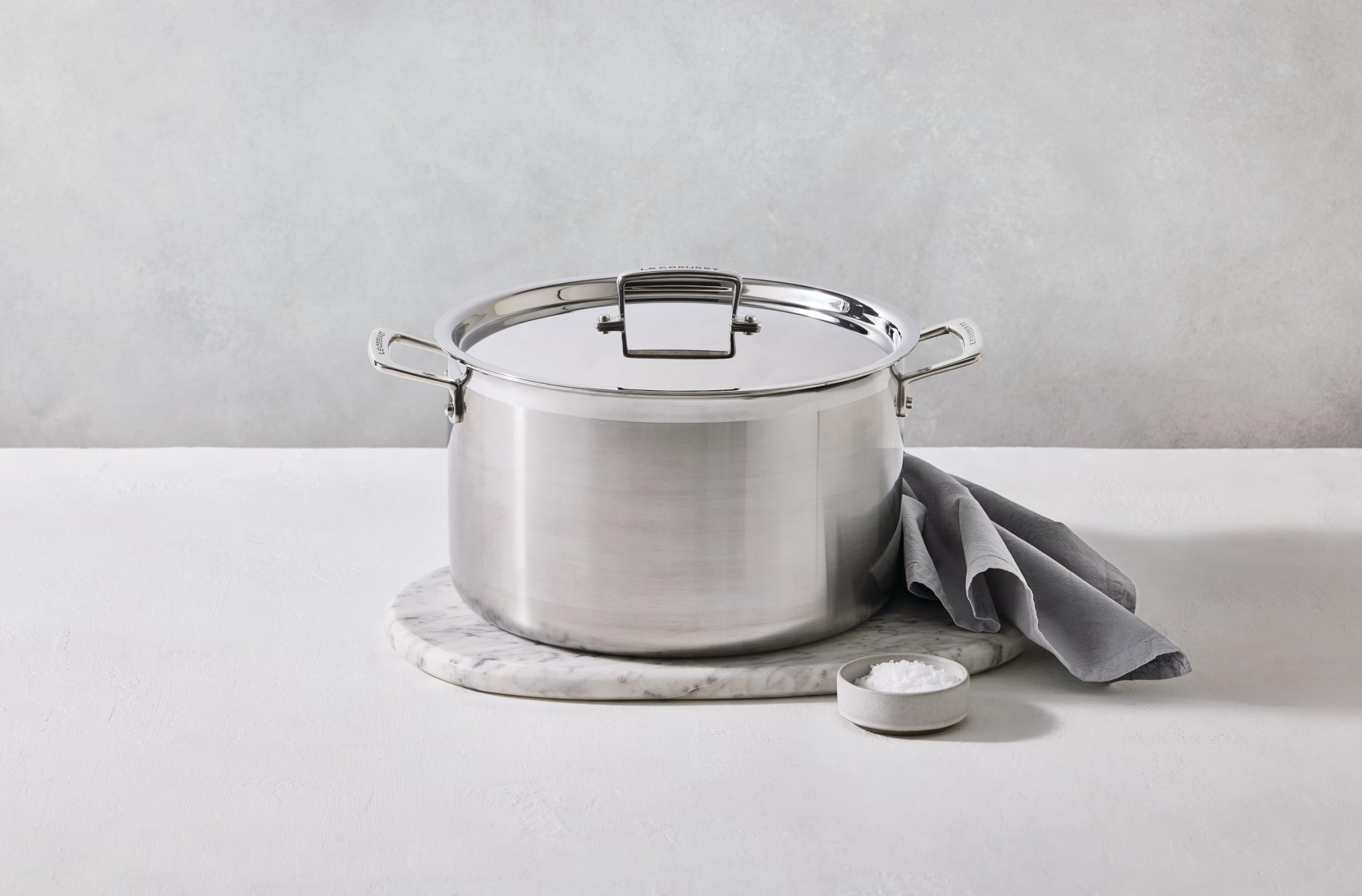 le-creuset-stainless-steel-classic-3-ply-stockpot-10qt image 5