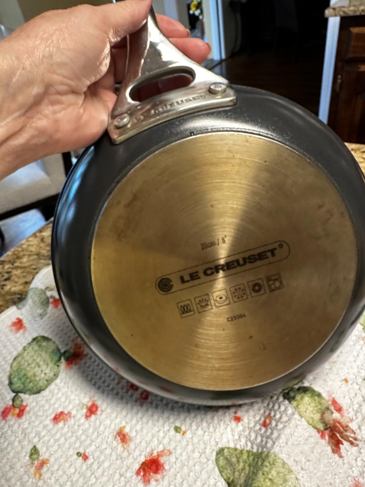 Great nonstick, but handles get hot