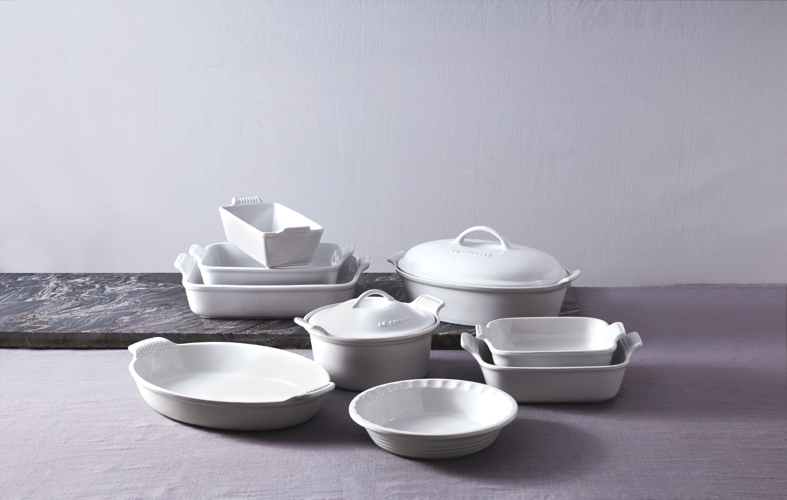 le-creuset-stoneware-heritage-covered-oval-casserole-4-qt-14-white image 5